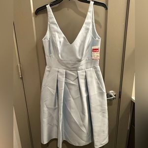 Alfred Sung formal light blue dress with pockets!